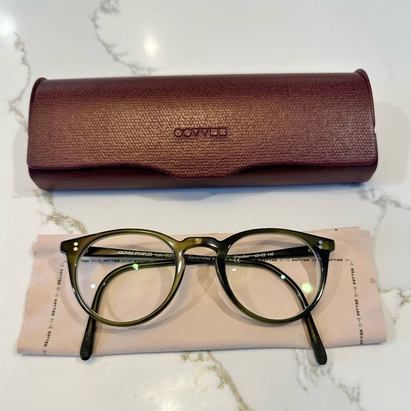 Oliver Peoples Accessories - Oliver People’s O’Malley Glasses with Case + Cleaning Cloth